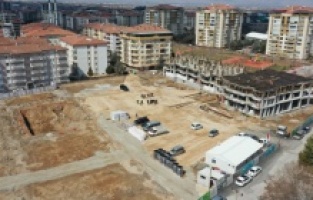 Başkan Çınar, Turgut Özal Mahallesi kentsel dönüşüm binalarını inceledi