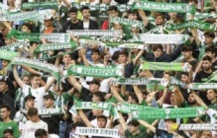 Bursaspor küme düştü eski yıldızlar ateş püskürdü: "Yazıklar olsun! Bu bedel bir gün çıkacak sizden"