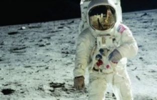 NASA, Ay’a Japon astronot göndermeyi planlıyor!