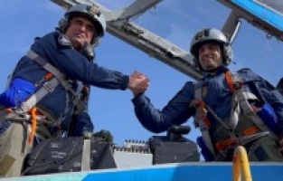 Selçuk Bayraktar, MiG-29 AKINCI ile uçtu