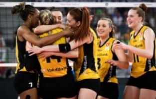 Son dakika: CEV Şampiyonlar Ligi'nde şampiyon VakıfBank! Destan yazdık