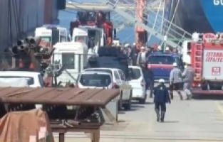 Tuzla Tersanesi'nde gemide patlama!