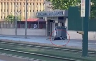 "Üzerimde bomba var" diyen kişi vurularak etkisiz hale getirildi