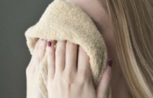 Yüzünüzü sakın havluyla kurutmayın