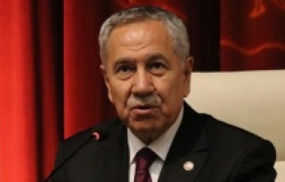 Arınç: "Kral çıplak" demenin zamanıdır, Allah cesur olana izzet verir