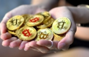 Bitcoin haftaya hafif düşüşle başladı