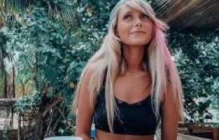 Hayalindeki saçı yaptırmak için Türkiye'yi tercih etmiş