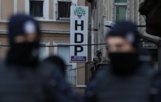 HDP'li 3 il başkanı gözaltına alındı