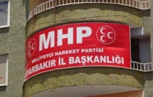 MHP'nin dün kapattığı Diyarbakır Teşkilatı'na operasyon düzenlendi