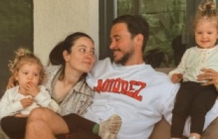 Pelin Akil, takipçisiyle davalık oldu