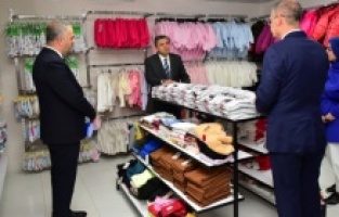 Vali Şahin: Daha çok ihtiyaç sahiplerine ulaştırılsın