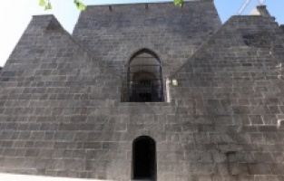 82 numaralı burç kadın lokali olacak