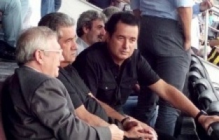Acun Ilıcalı 'dan Aziz Yıldırım'a olay sözler!