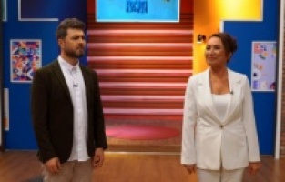 Demet Akbağ İle Güldürme Beni bu akşam seyirciyle buluşacak