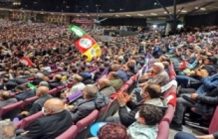 HDP'de eşbaşkanlar  ve parti mecilisi üyeleri belirlenecek.