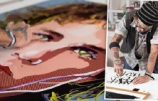 Johnny Depp çizdiği resimlerden milyon dolarlar kazandı