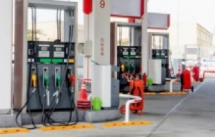 Petrol düştü, benzine ne kadar indirim gelecek?