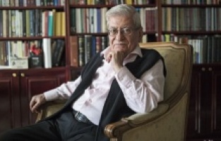 Rasim Özdenören hayata gözlerini yumdu