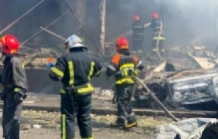 Savaş bitiyor mu derken yerleşim yeri füzeyle vuruldu