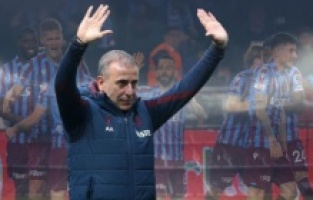 Abdullah Avcı, yeni sezona hızlı başladı