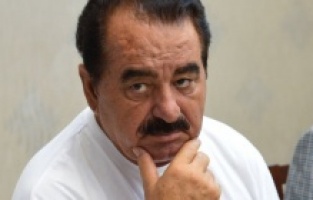 Tatlıses'ten Acı Ölüm Haberi