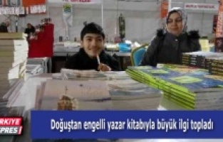 Doğuştan engelli yazar kitabıyla okuyucuların büyük ilgi gördü