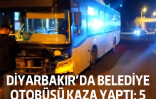 Diyarbakır’da belediye otobüsü kaza yaptı: 5 yaralı