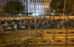 Diyarbakır’da oy torbaları kuyruğu