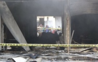 Diyarbakır’da tekstil dükkanında patlama!