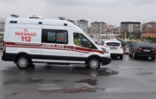 Kız meselesi kanlı bitti: 1 yaralı