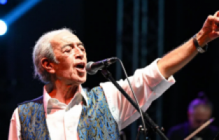 Edip Akbayram'dan Üzücü Haber, Entübe Edildi.