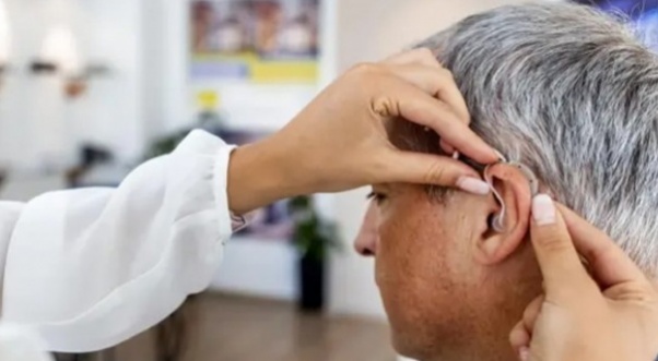 İşitme kaybı Alzheimer riskini artırıyor!