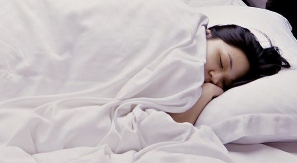 Gece geç yatanlar dikkat: Beyninize zarar veriyor olabilirsiniz