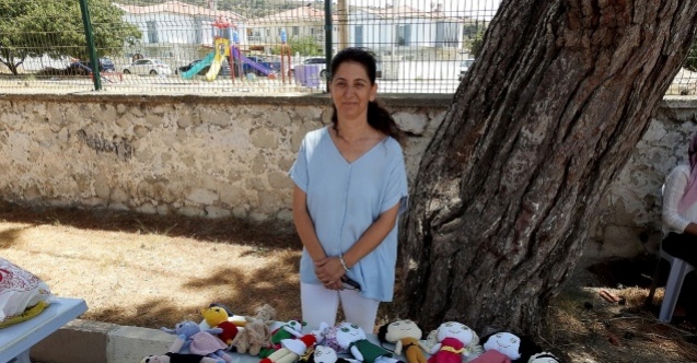 Kadınlar dolgu bebeklerin satışıyla aile ekonomilerine katkı sağlayacaklar