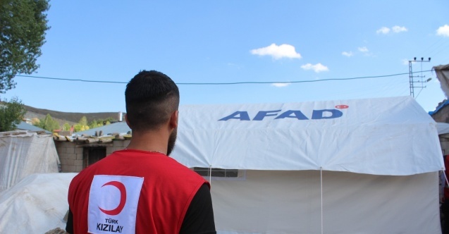 Kızılay’dan selzedelere yardım