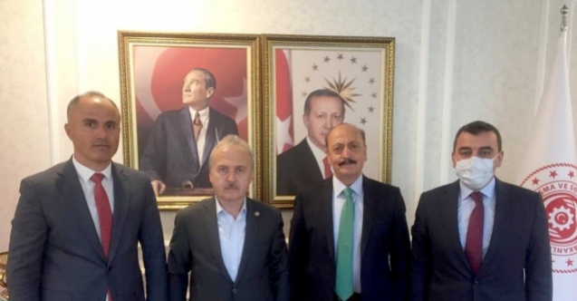Milletvekilleri ile GMİS, Çalışma Bakanı ile bir araya geldi