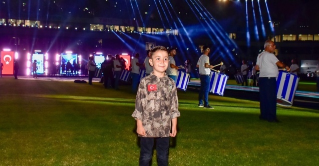 Şehit çocuğu Fatih Selim’e Adana Demirspor-Beşiktaş maçı jesti