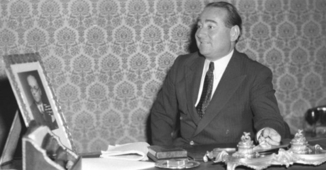 Tanınmış Kişiler Serisi 1: Adnan Mendres Kimdir?