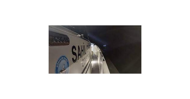 Yunanistan'a Kaçarken Nehirde Mahsur Kaldı