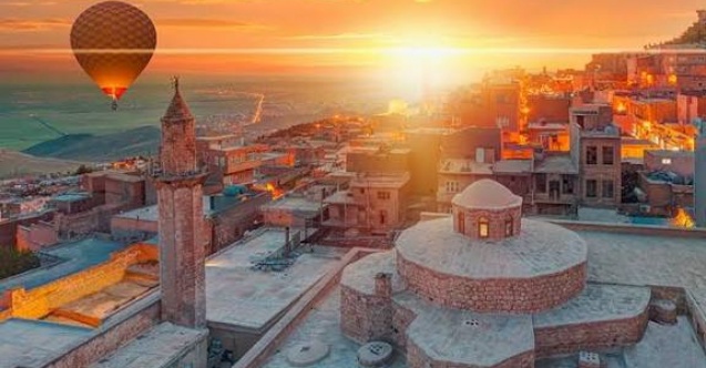 Doğu’da Zaman ve Anlatı