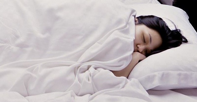 Gece geç yatanlar dikkat: Beyninize zarar veriyor olabilirsiniz